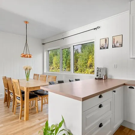 빌라 Modern 3 Bedroom With Fantastic View