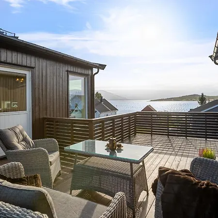 빌라 Modern 3 Bedroom With Fantastic View 트롬쇠