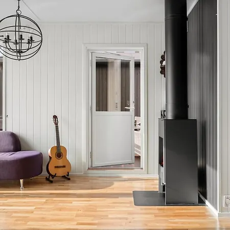 빌라 Modern 3 Bedroom With Fantastic View 트롬쇠